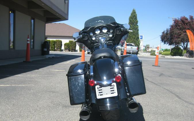 2011 Harley-Davidson Street Glide Vivid Black