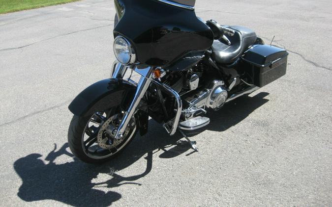 2011 Harley-Davidson Street Glide Vivid Black