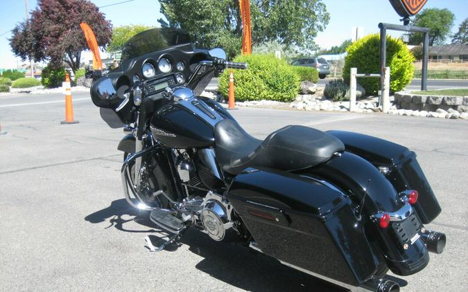 2011 Harley-Davidson Street Glide Vivid Black