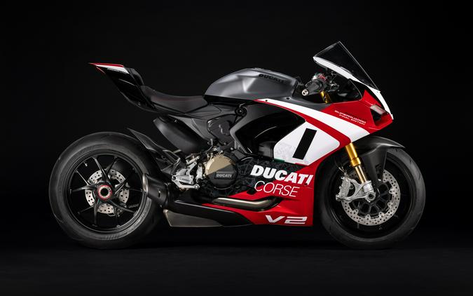 2025 Ducati Panigale V2 Superquadro Final Edition