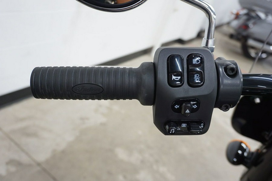 2025 Indian Super Chief Limited Black Metallic