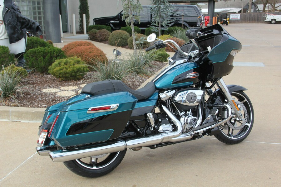 2026 Harley-Davidson Road Glide Teal Thunder / Vivid Black