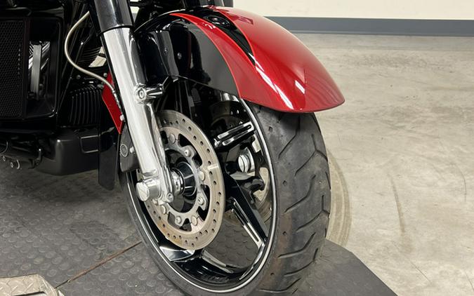 2017 Harley-Davidson FLHXSE CVO Street Glide