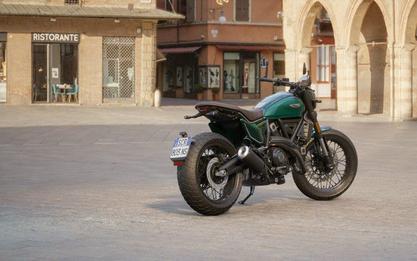 2026 Ducati Scrambler Nightshift Emerald Green