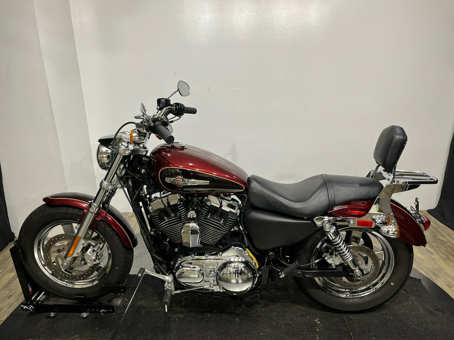 2015 Harley-Davidson 1200 Custom