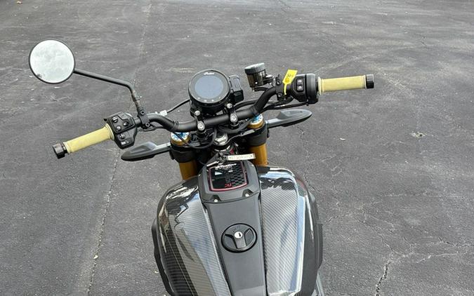 2024 Indian FTR R Carbon Carbon Fiber