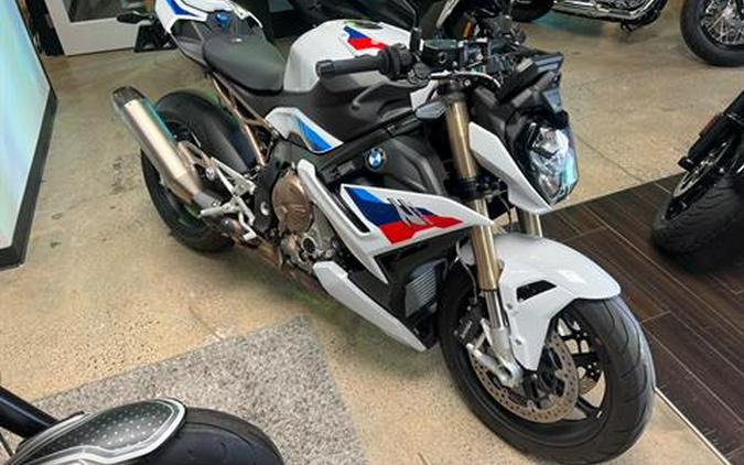 2022 BMW S 1000 R