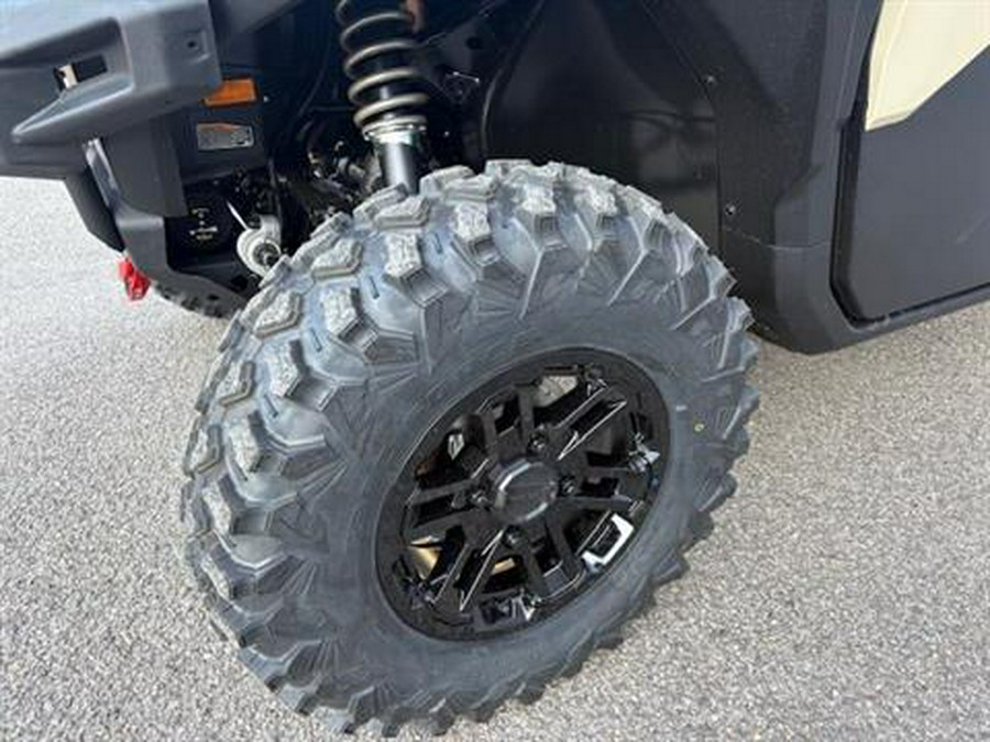 2026 Can-Am Defender Limited HD11