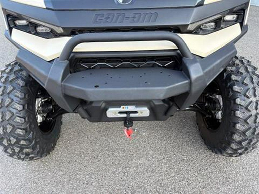 2026 Can-Am Defender Limited HD11