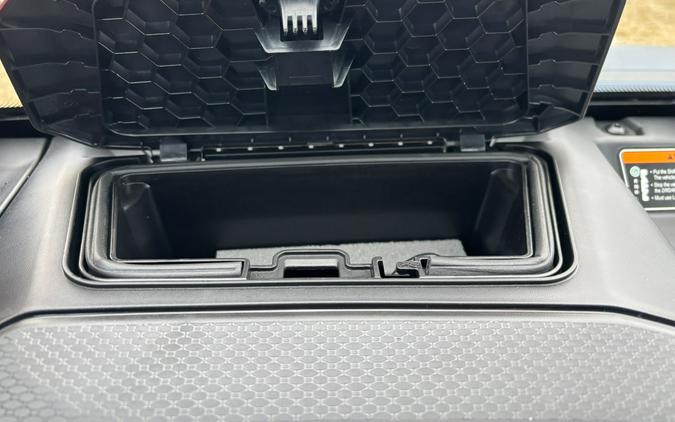 2026 Can-Am Defender MAX XT CAB HD11