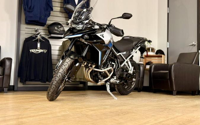 2026 Triumph Tiger 900 GT Pro Alpine Edition