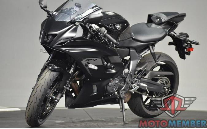 2025 Yamaha YZF-R7