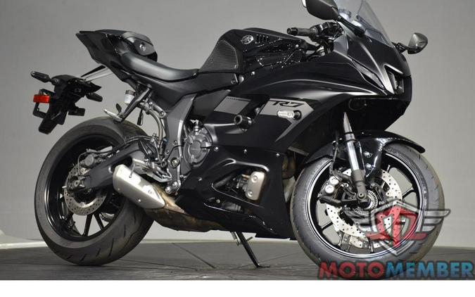 2025 Yamaha YZF-R7