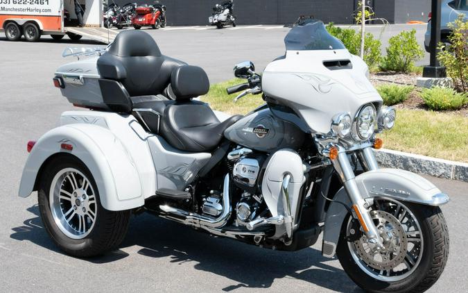 2024 Harley-Davidson Tri Glide Ultra FLHTCUTG