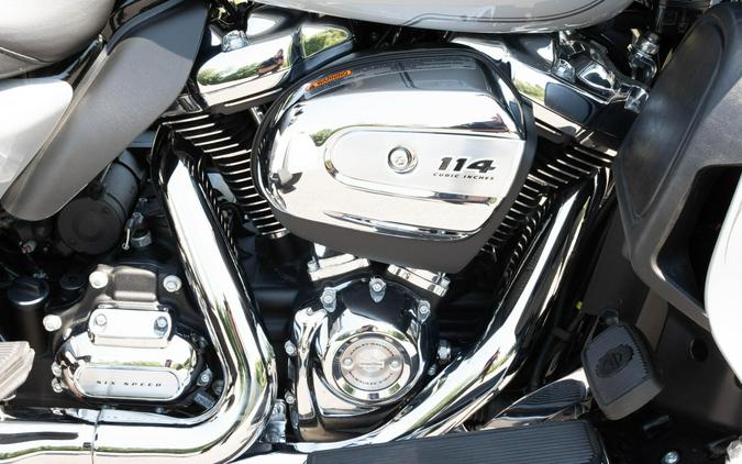2024 Harley-Davidson Tri Glide Ultra FLHTCUTG