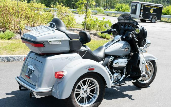2024 Harley-Davidson Tri Glide Ultra FLHTCUTG