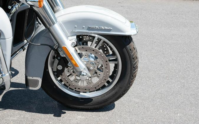 2024 Harley-Davidson Tri Glide Ultra FLHTCUTG