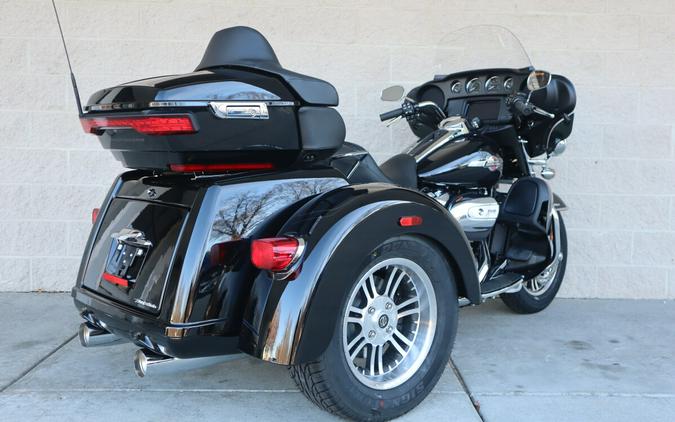 2024 Harley-Davidson Tri Glide Ultra FLHTCUTG