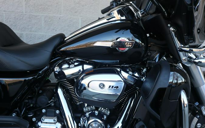 2024 Harley-Davidson Tri Glide Ultra FLHTCUTG