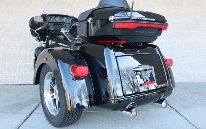 2024 Harley-Davidson Tri Glide Ultra FLHTCUTG