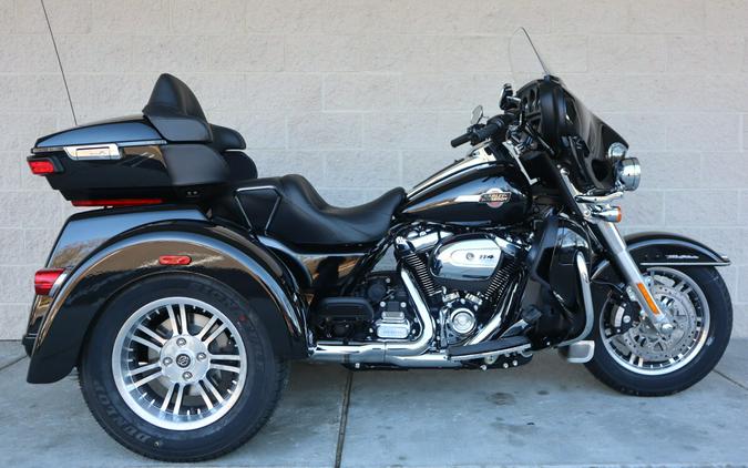 2024 Harley-Davidson Tri Glide Ultra FLHTCUTG