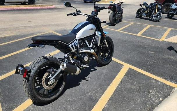 2024 Ducati Scrambler Icon (2G) Black