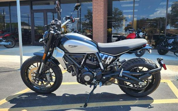 2024 Ducati Scrambler Icon (2G) Black