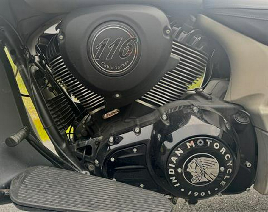 2022 Indian Motorcycle Roadmaster® Dark Horse®