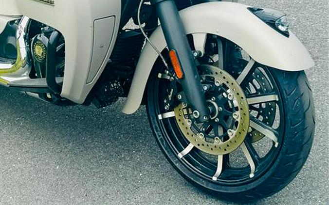 2022 Indian Motorcycle Roadmaster® Dark Horse®