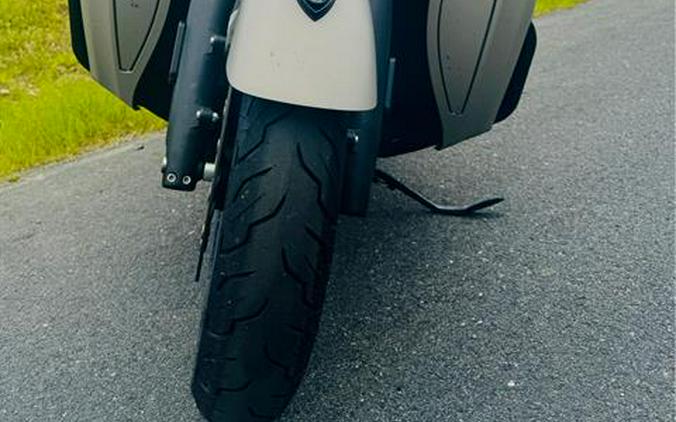 2022 Indian Motorcycle Roadmaster® Dark Horse®