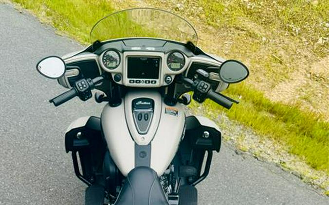 2022 Indian Motorcycle Roadmaster® Dark Horse®