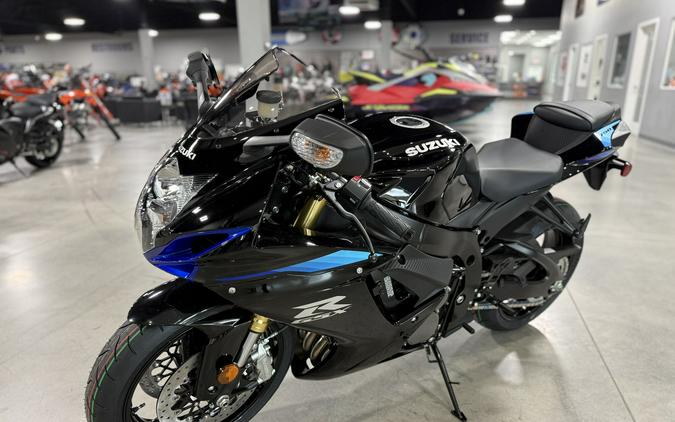 2027 Suzuki GSX-R 750