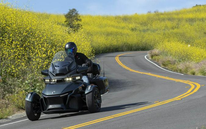 2022 Can-Am Spyder RT Limited | Road Test Review