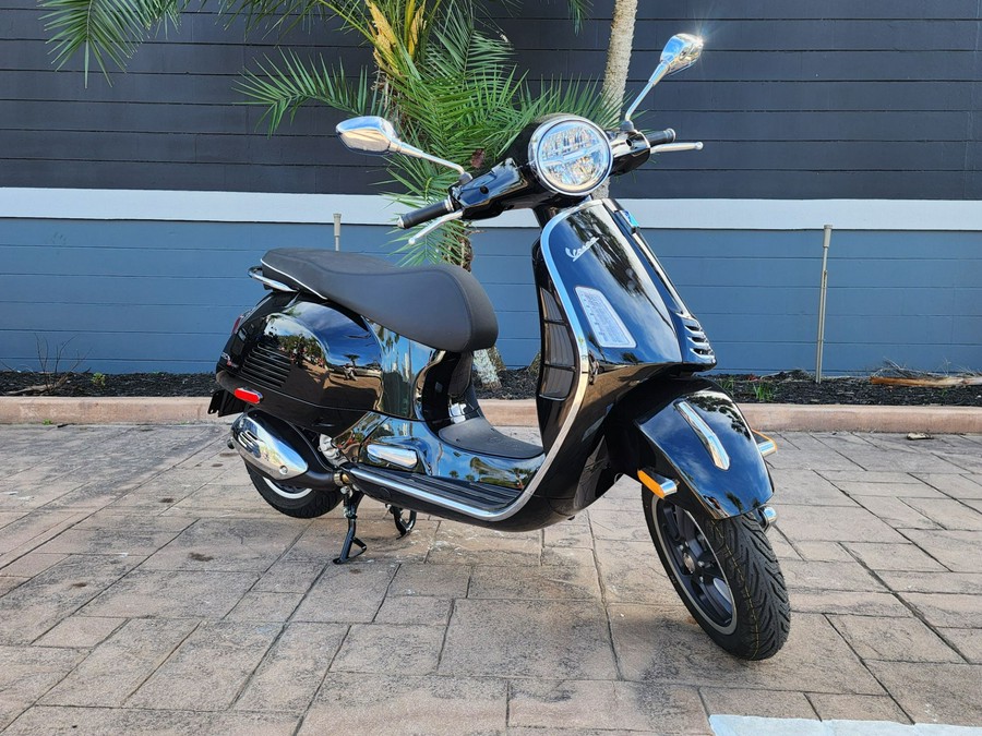 2024 Vespa GTS Super 300