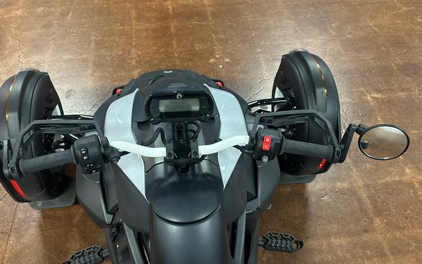 2023 Can-Am RYKER RALLY 900 BK