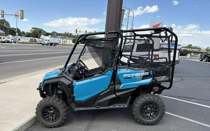 2025 Honda Pioneer 1000-5 Deluxe