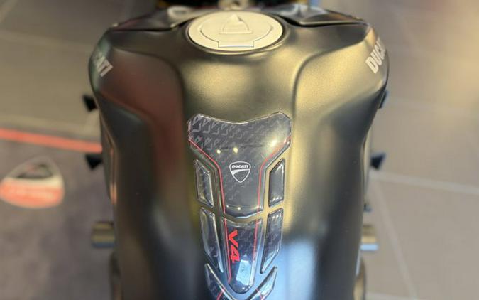 2021 Ducati Streetfighter V4S