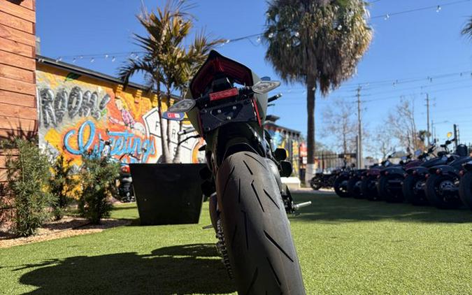 2021 Ducati Streetfighter V4S