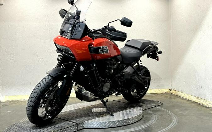 Harley-Davidson® Pan America® 1250 Special 2026 RA1250S 84712267 BLOOD ORANGE
