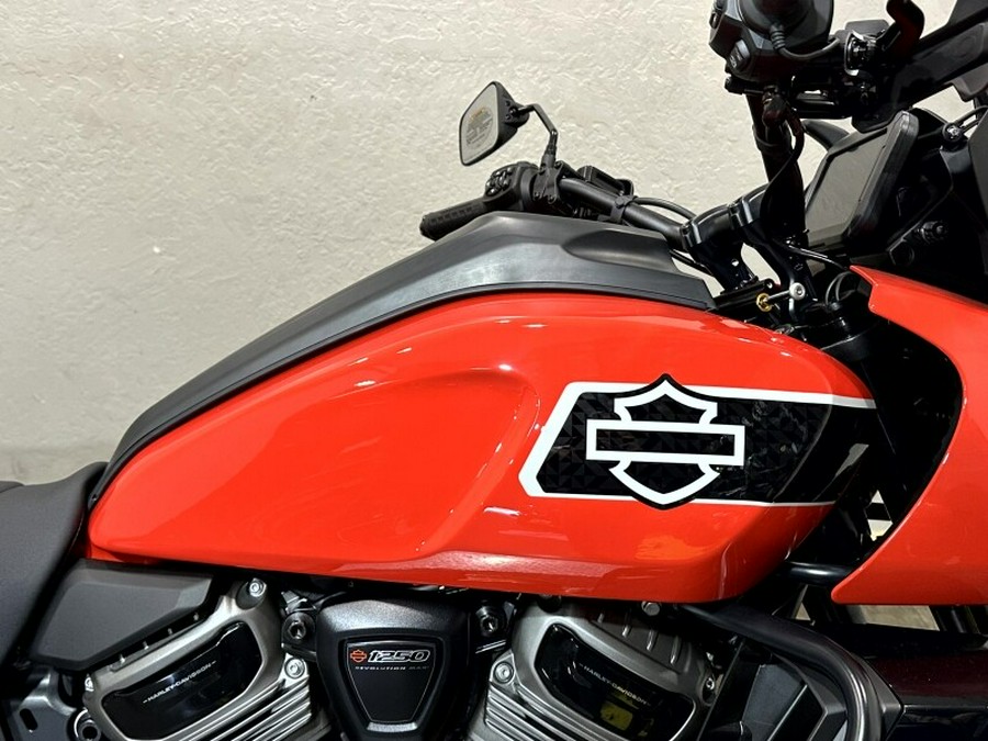 Harley-Davidson® Pan America® 1250 Special 2026 RA1250S 84712267 BLOOD ORANGE