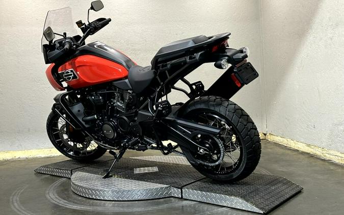 Harley-Davidson® Pan America® 1250 Special 2026 RA1250S 84712267 BLOOD ORANGE