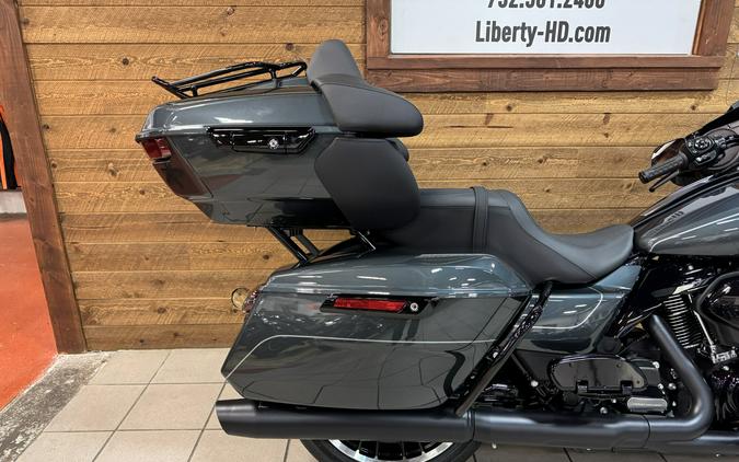 2026 Harley-Davidson® Street Glide Limited Iron Horse Metallic Black Trim FLHXL