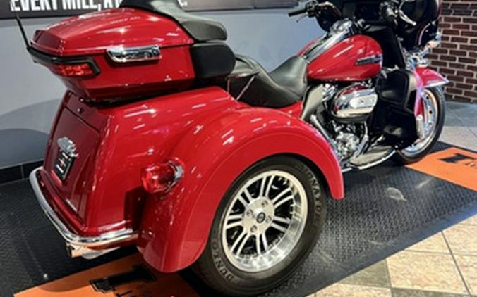 2021 Harley-Davidson Trike FLHTCUTG - Tri Glide Ultra