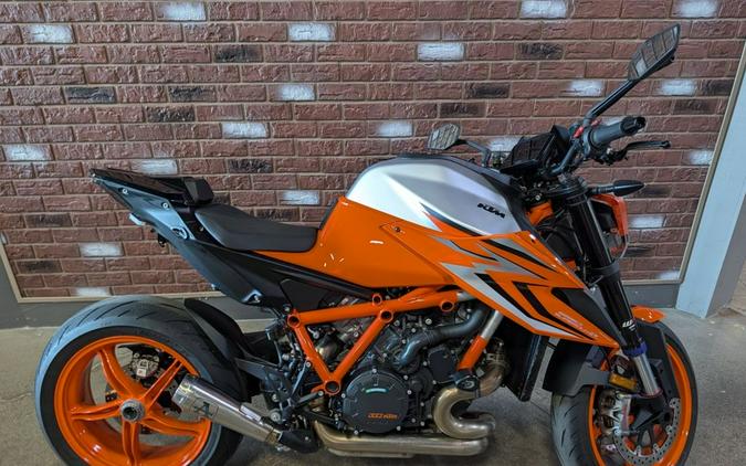 2023 KTM 1290 Super Duke R Evo