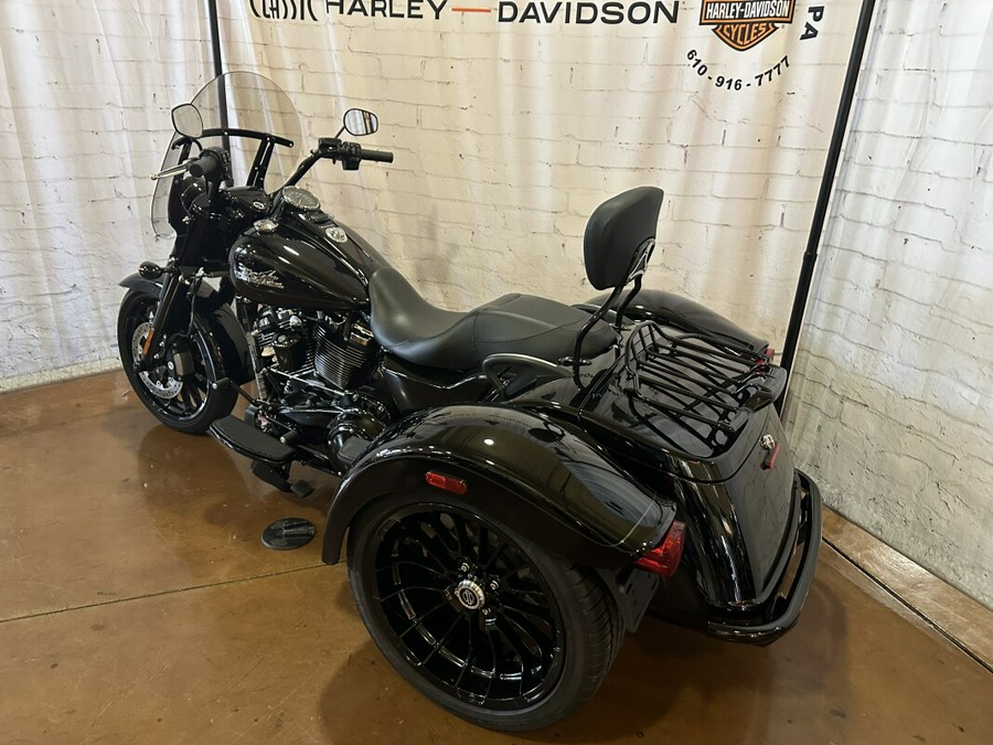 2023 Harley-Davidson Freewheeler FLRT Vivid Black