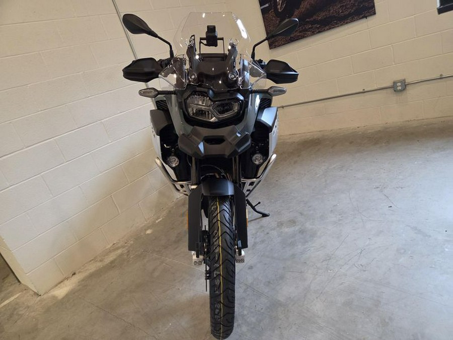 2026 BMW F 900 GS Adventure