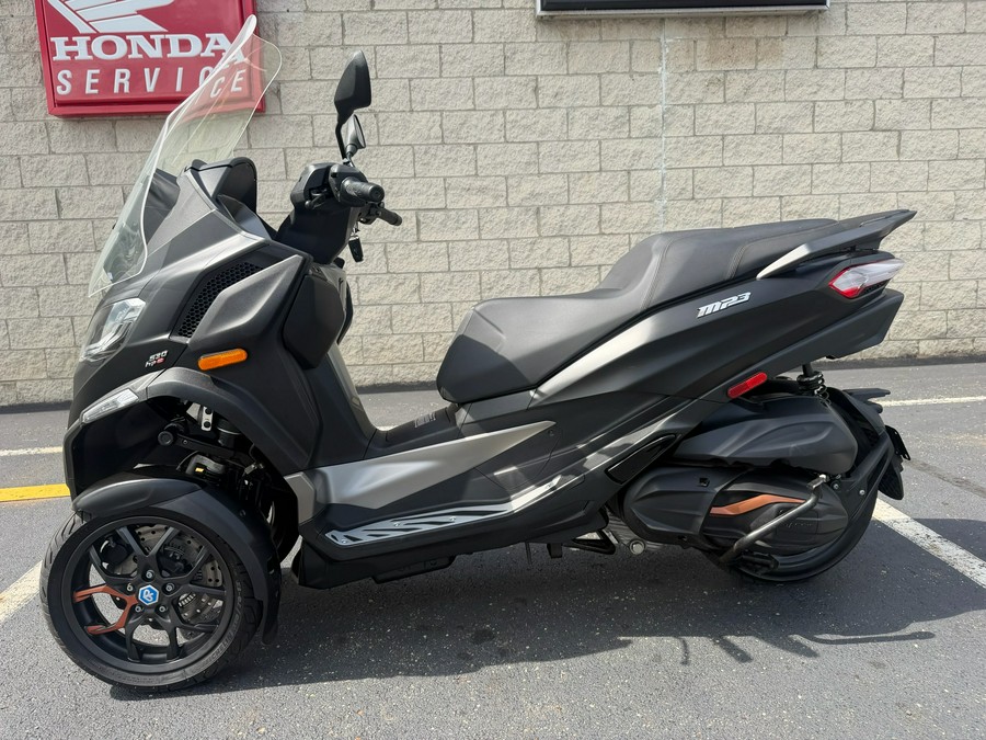 2023 Piaggio MP3 530 Exclusive