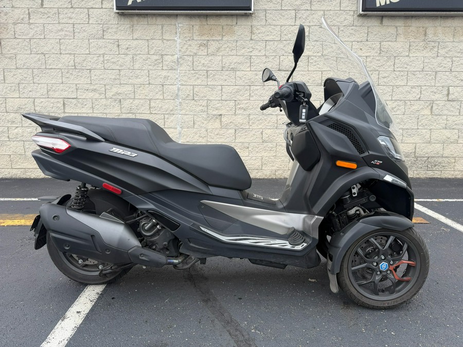 2023 Piaggio MP3 530 Exclusive