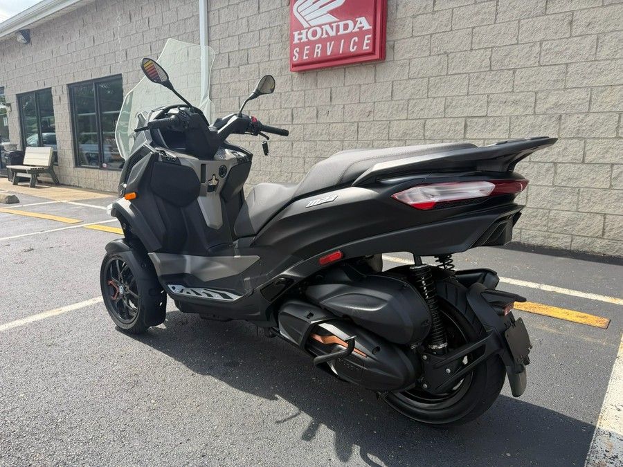 2023 Piaggio MP3 530 Exclusive