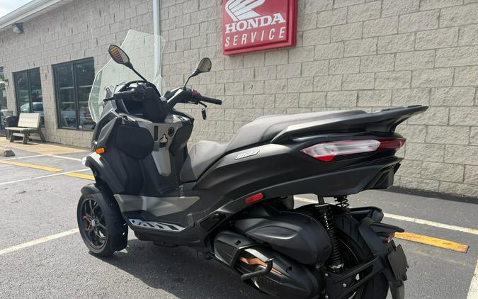 2023 Piaggio MP3 530 Exclusive